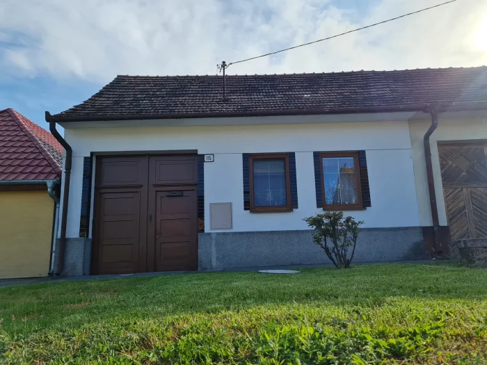 Na predaj 3-izbový dom v Trstíne